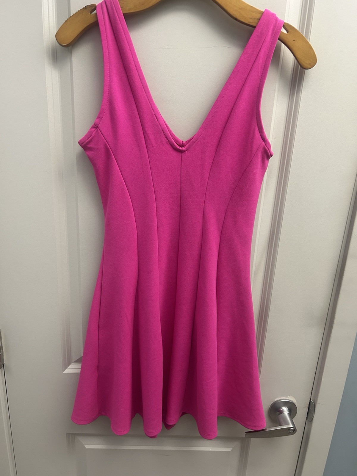 Iris Pink Solid V-Neck Sleeveless Fit & Flare Short Knit Dress Size S