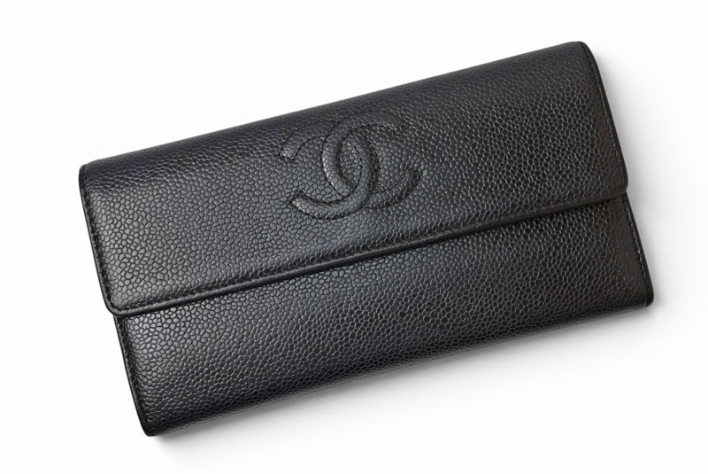 Chanel Authentic wallet A50070 Caviar Leather Black COCO