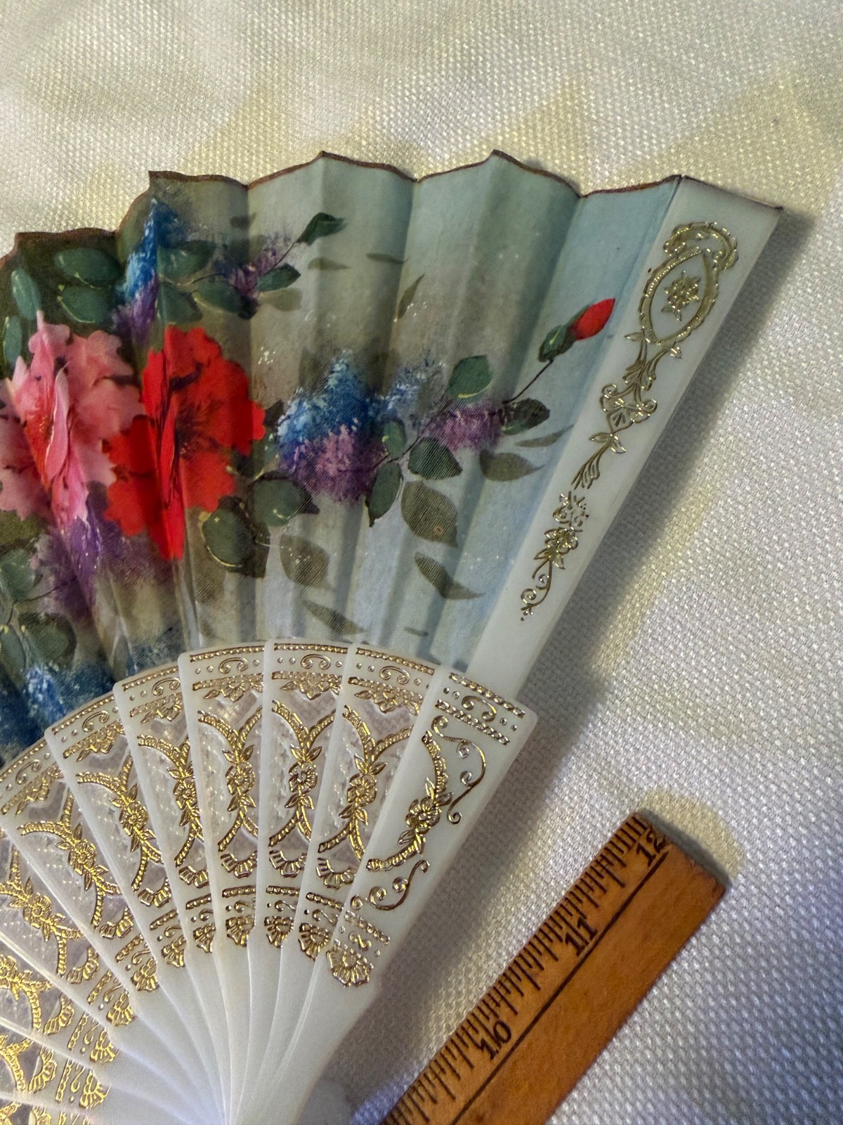 Vtg Giner Hand Fan Floral Flower Pink Wild Rose Wisteria Fabric Plastic Spain