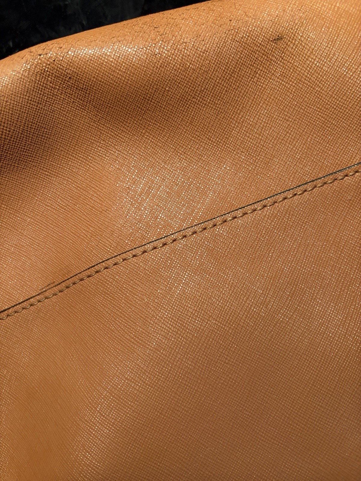 Tory Burch Tan Saffiano Leather Robinson Large Briefcase Tote 19”x11”x6” GUC