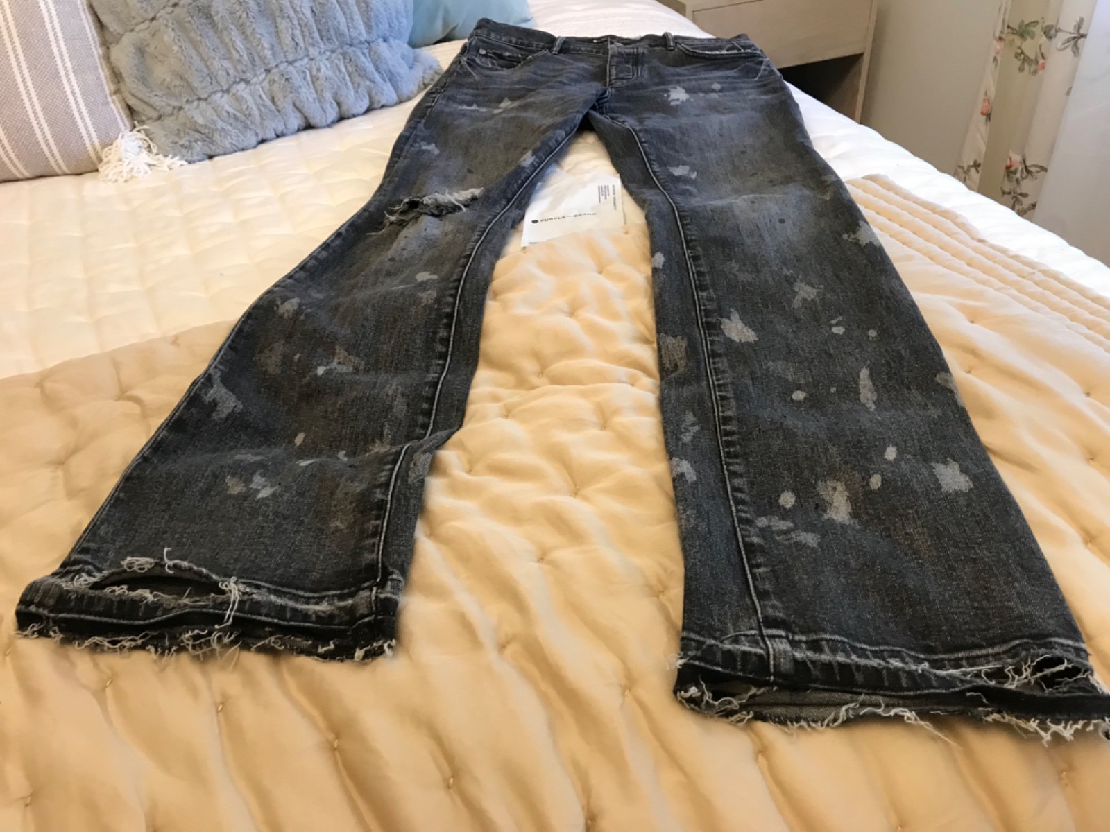 Purple Brand Jeans P004 Boot Cut men’s size 34 Black Distressed Denim nice clean