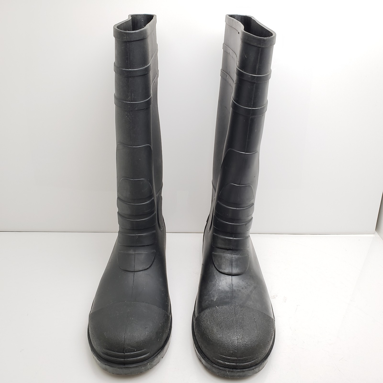Share Tingley Pilot Men’s Steel Toe Rubber Boots Black 15″ Size 10