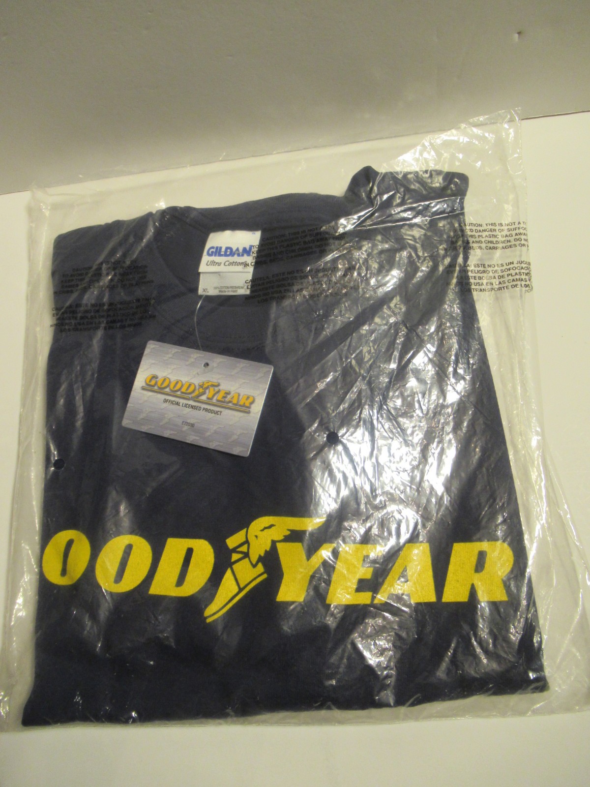 XL Vintage Goodyear Official New Navy T Shirt Yellow Winged Logo Gildan Cotton