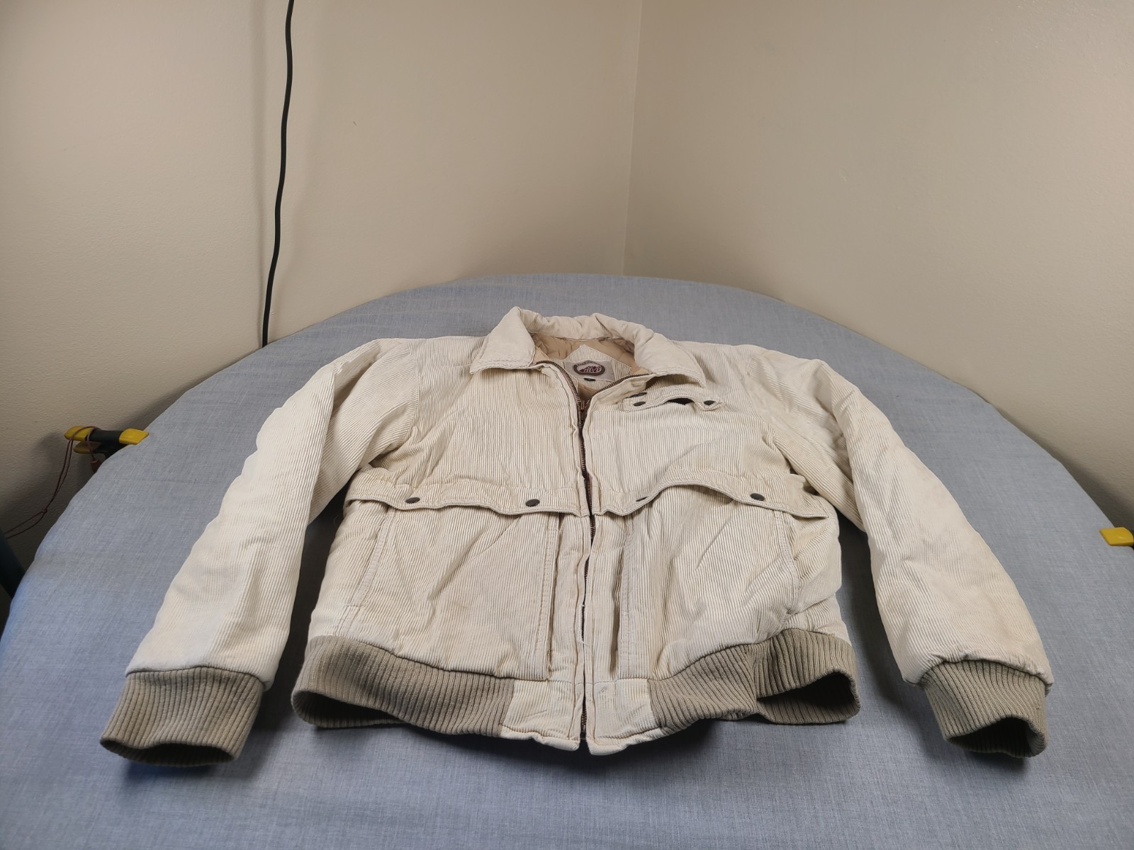 Expeditions Jacket Mens Large Tan Corduroy Collar Hiking Outdoor Vintage 90s