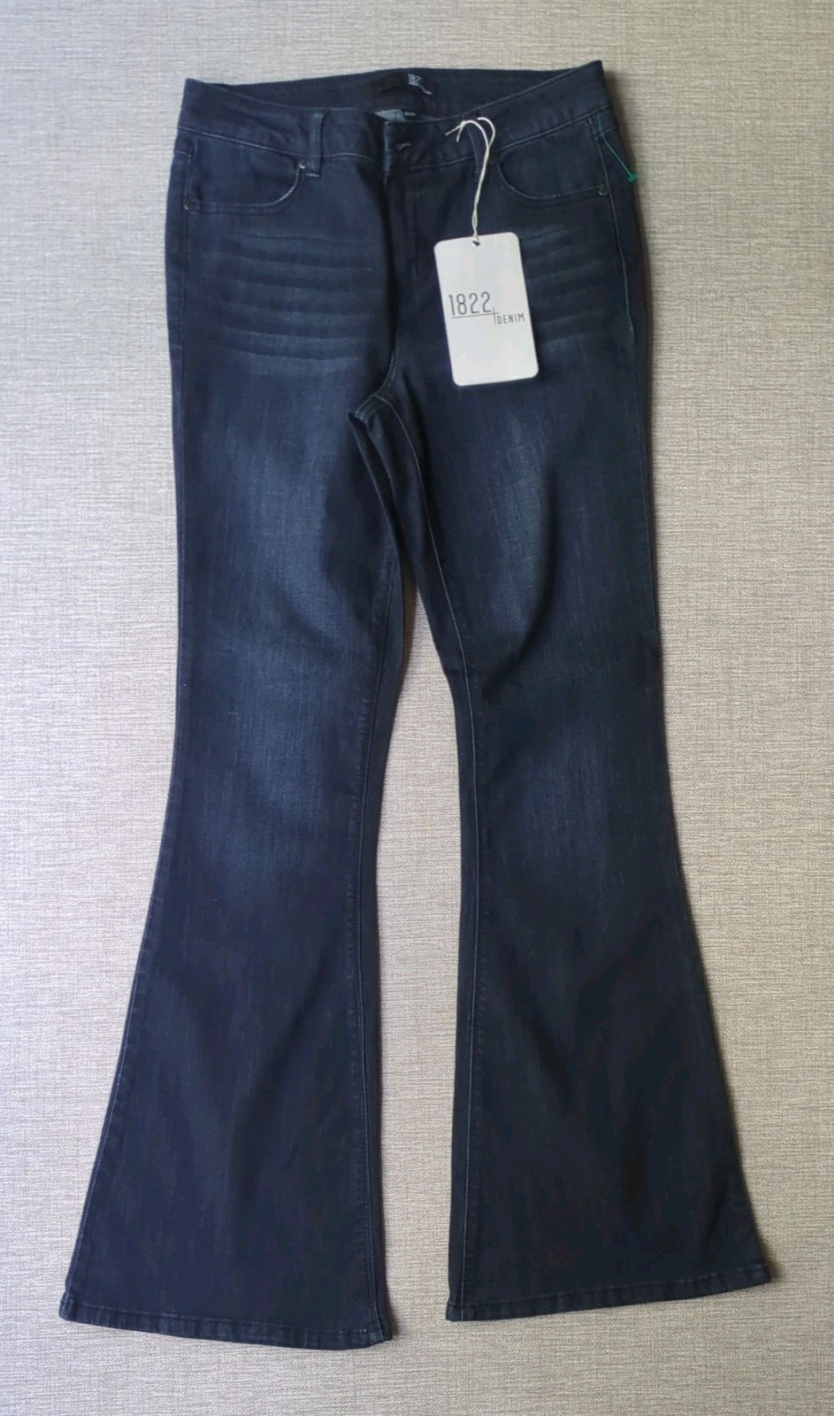 1822 Denim Butter Soft Vintage Flare Jeans Size 10/30 CJ8C1588A3 Stretch NEW