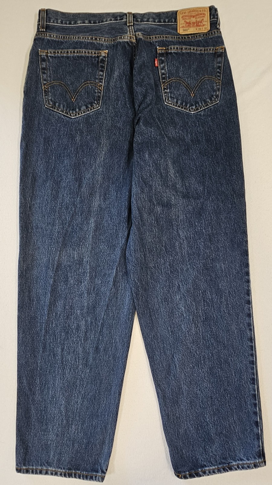 Vintage Levi’s 560 Jeans Mens 36×33 Comfort Fit Loose Tapered Dark Stonewash Y2K