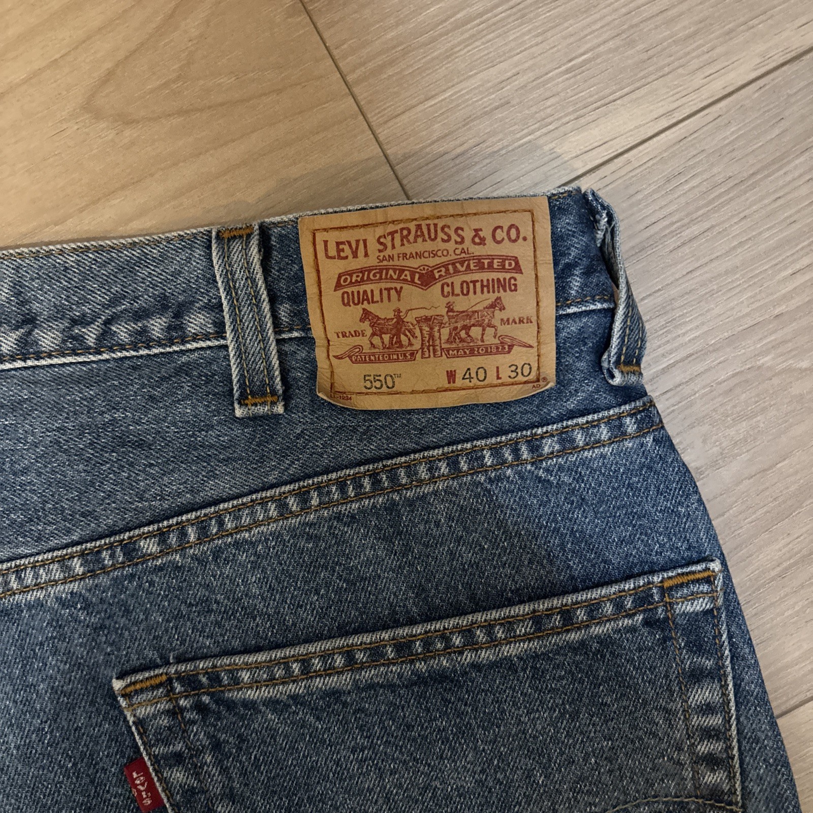 Vintage Levi’s 550 Men’s Relaxed Fit Jeans W40 L30 Stonewash Blue 00550-4891