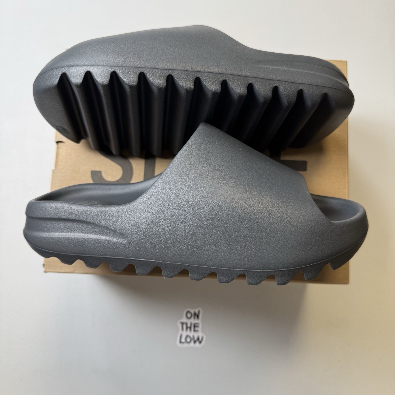 Adidas Yeezy Slide Slate Grey | ID2350 | NEW | size 9/10 mens