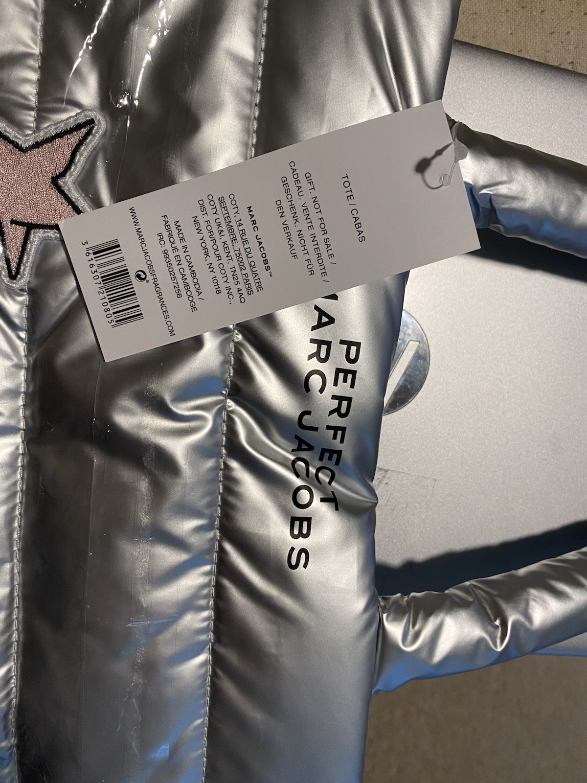 Marc Jacobs “PERFECT PRIDE” 13.5″x12″x4″ Silver Puffer Tote Bag ~ New in Package
