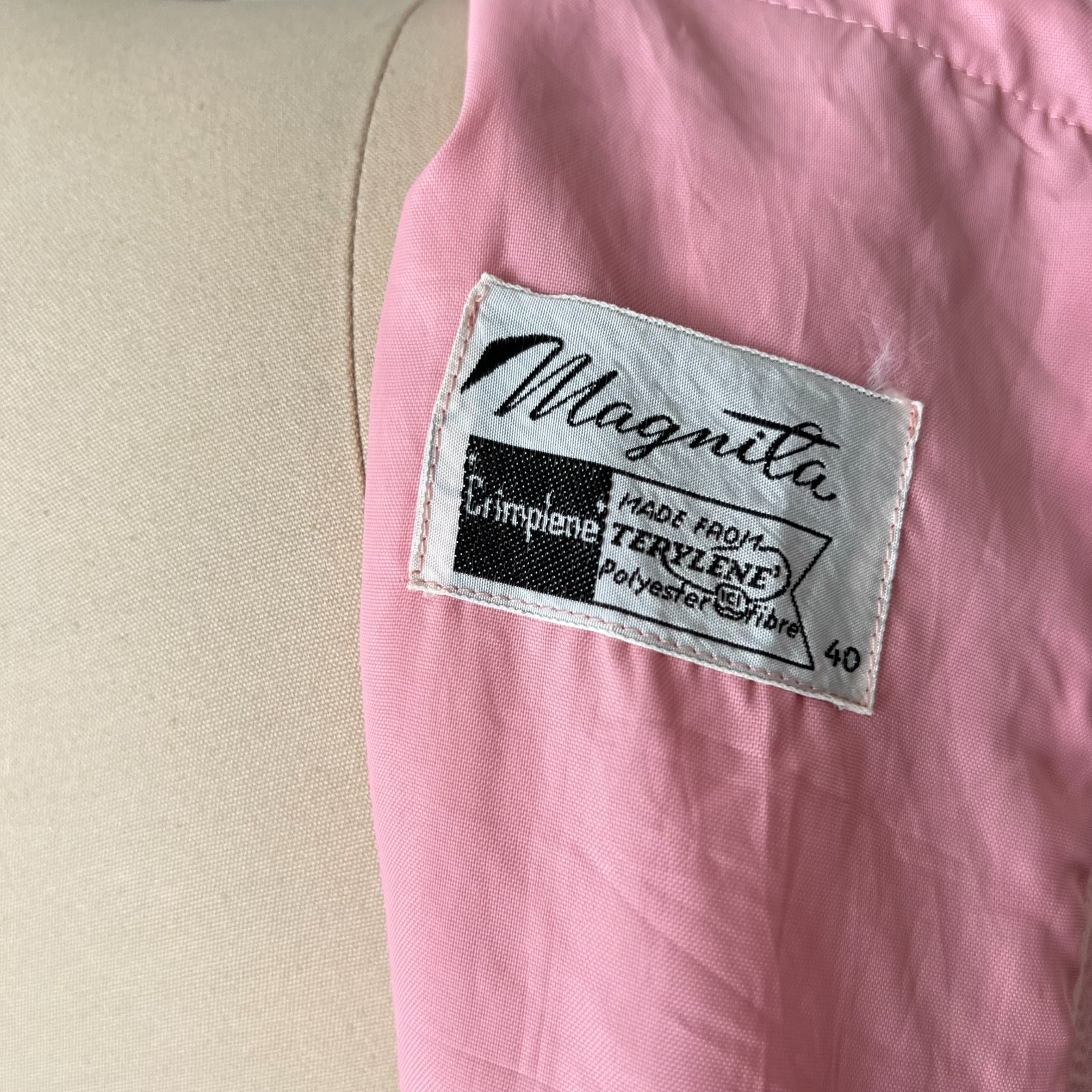 60s 70s Pink Mod Shift Mini Dress Sleeveless Aline Twiggy Style Go Go Space Age