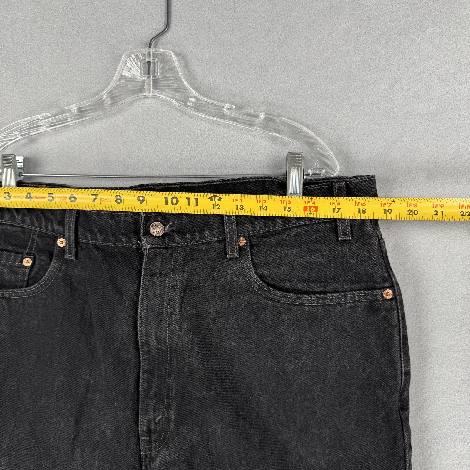 Vintage Levis 550 Jeans Mens 37×40 Charcoal Wash Black Relaxed Tapered USA 90s