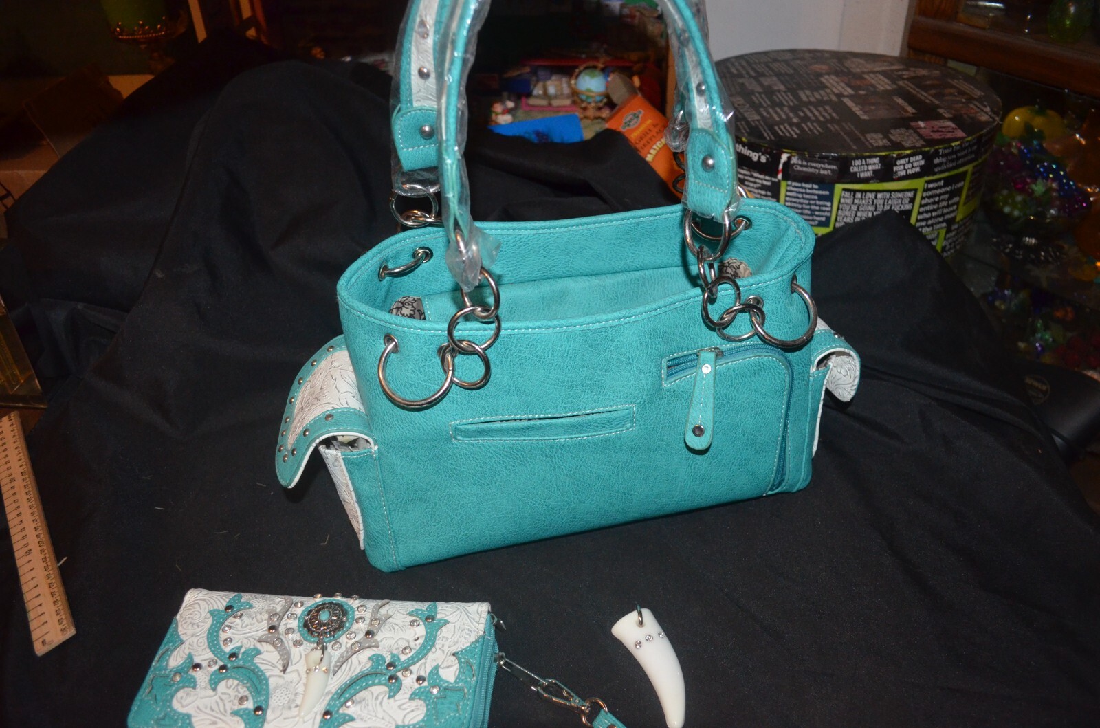 Cowgirl Trendy Purse & Wallet Gun Conceal Purse New Turquoise and White