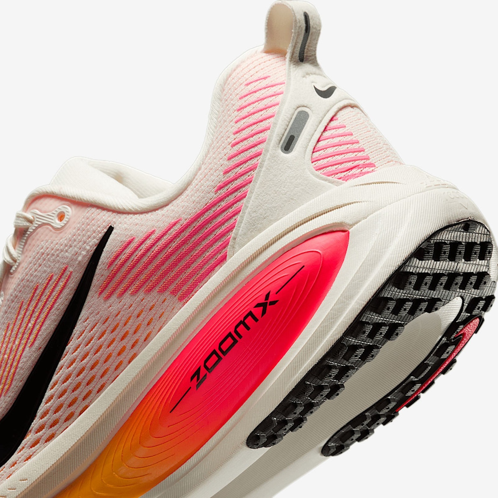 Nike Vomero 18 ‘Sail Bright Crimson Men Running Multicolor Comfort Sneakers New