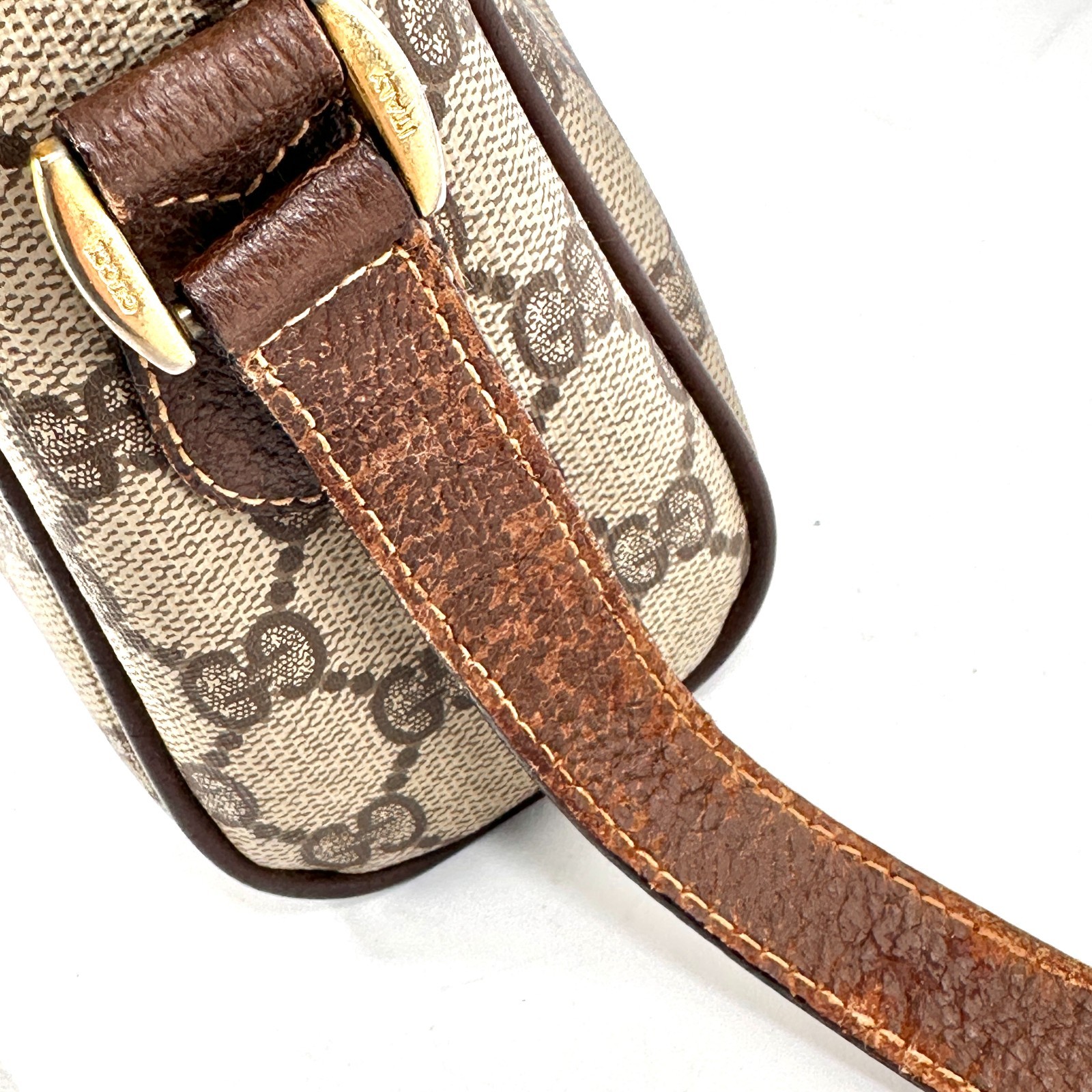 Vintage GUCCI Sherry Shoulder Bag GG Crossbody Authentic