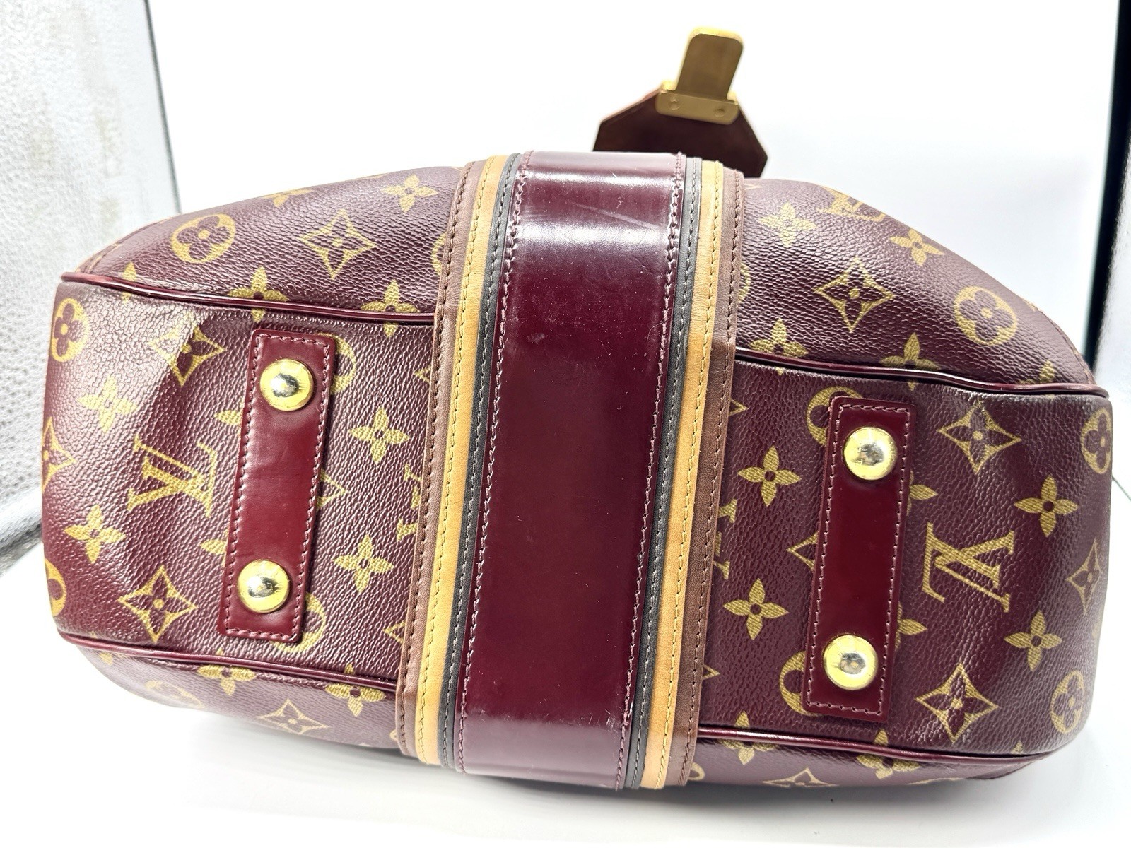 Authentic Louis Vuitton ARTSY Monogram Mirage Musette Brown M40249