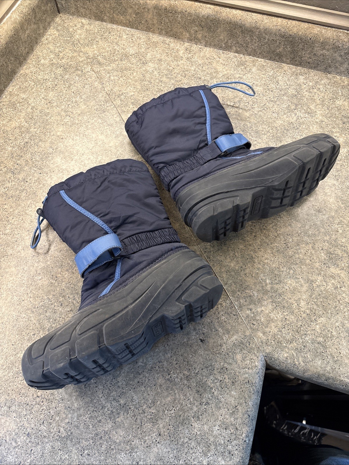 Sorel Kids Flurry winter snow boots collegiate navy Sz 7 Good Condition
