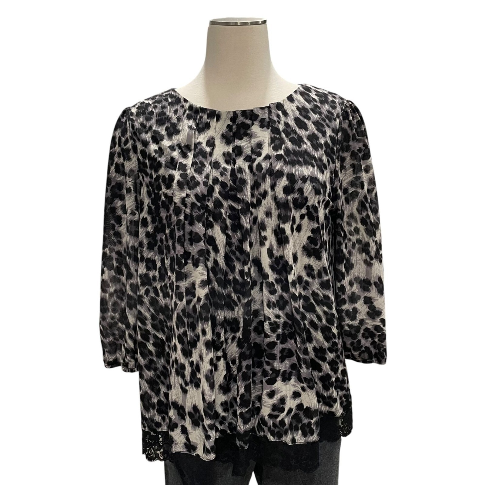 Leopard Print Blouse L Lace Animal Casual Chic Flowy Trendy Fall Relaxed Weekend