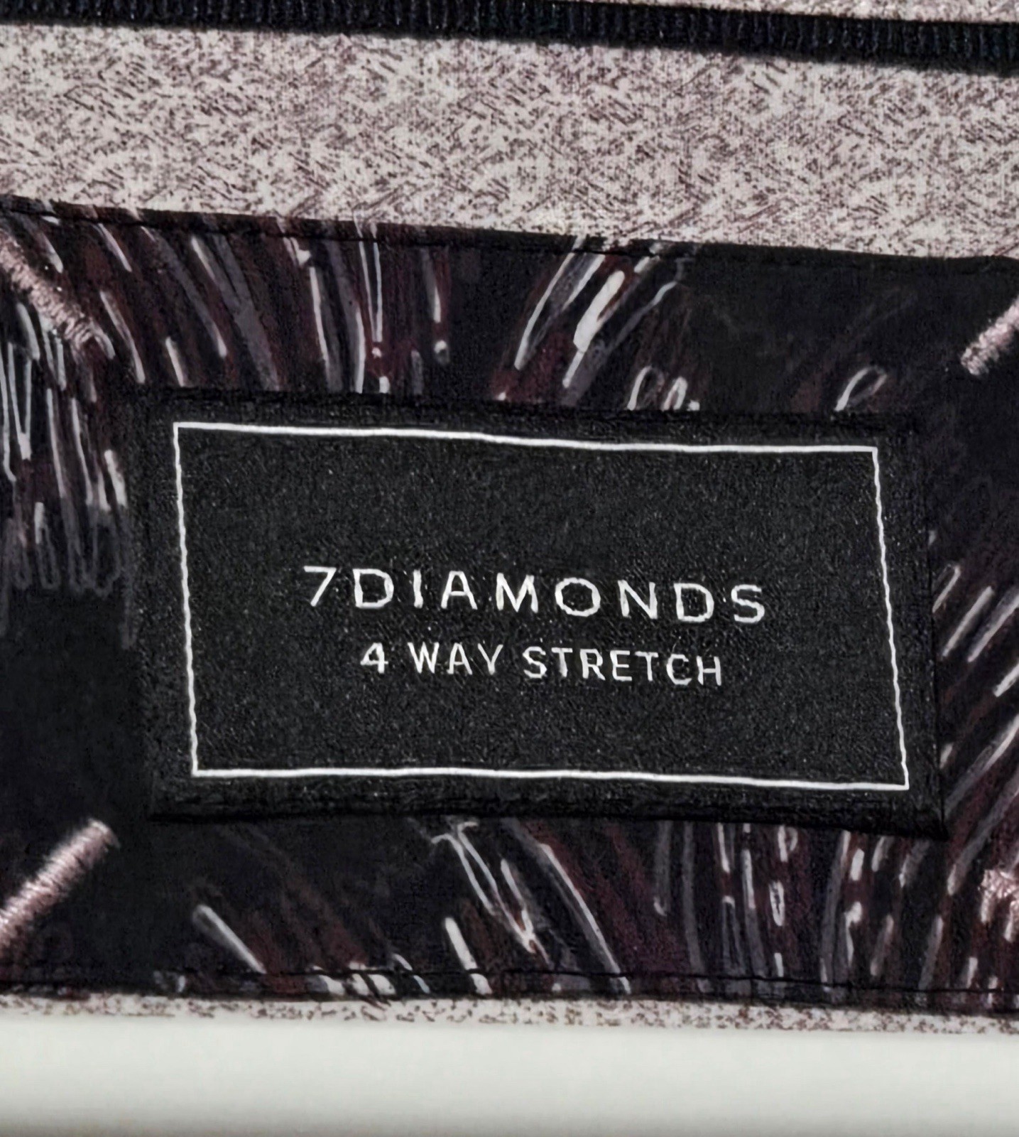7 Diamonds Men’s L Short Sleeve Button-Up Shirt Abstract Stretch Black/Purple