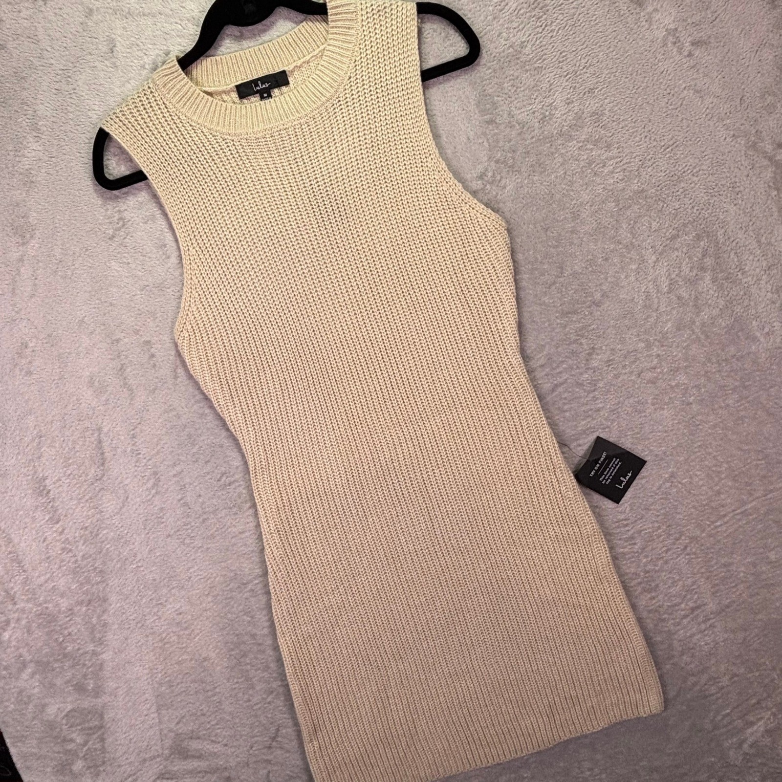 NWT Lulus Womens Sweater Dress Size M Beige Sleeveless Shaker Knit CEE202015