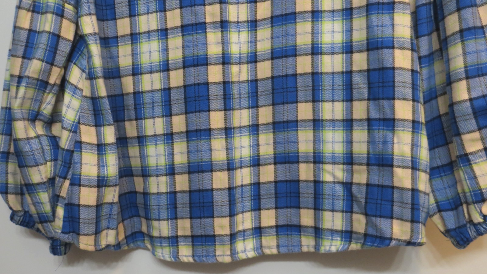 Daily Thread Shirt Womens Medium Blue Multicolor Plaid Button Up Preppy Hipster