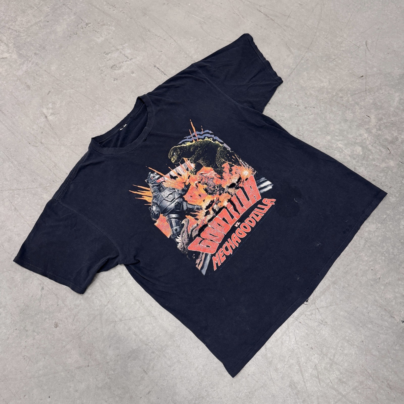 Vintage Godzilla vs Mechagodzilla Kaiju Shirt Large Distressed 2000s Japan