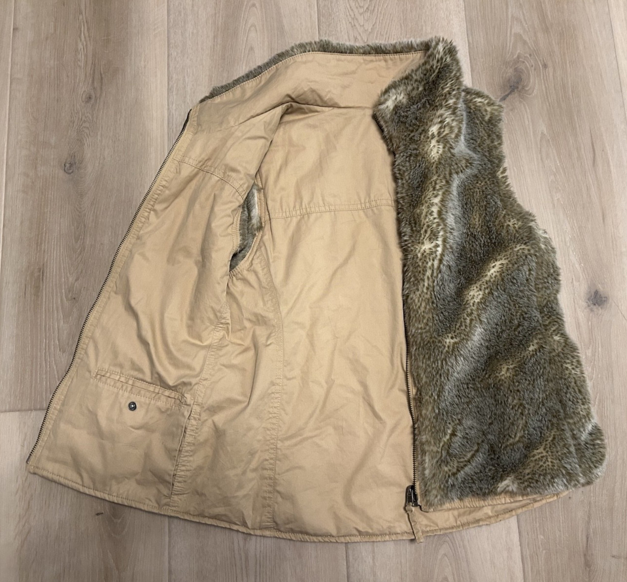 Women’s YKK I.D. On Zipper Soft Fur Zip Front Vest Jacket, See Image For Size