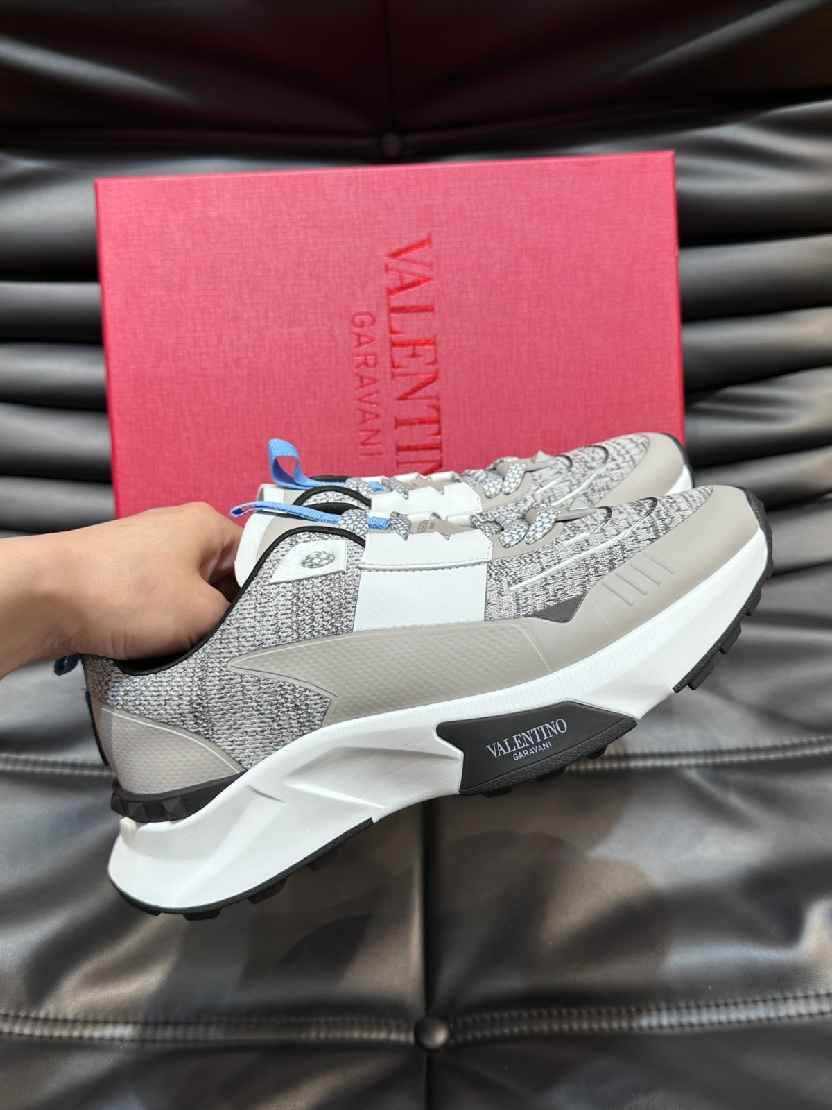 Valentino Garavani Sneakers Gray White Knit Runner Shoes EU 38-45 Shoes New With
