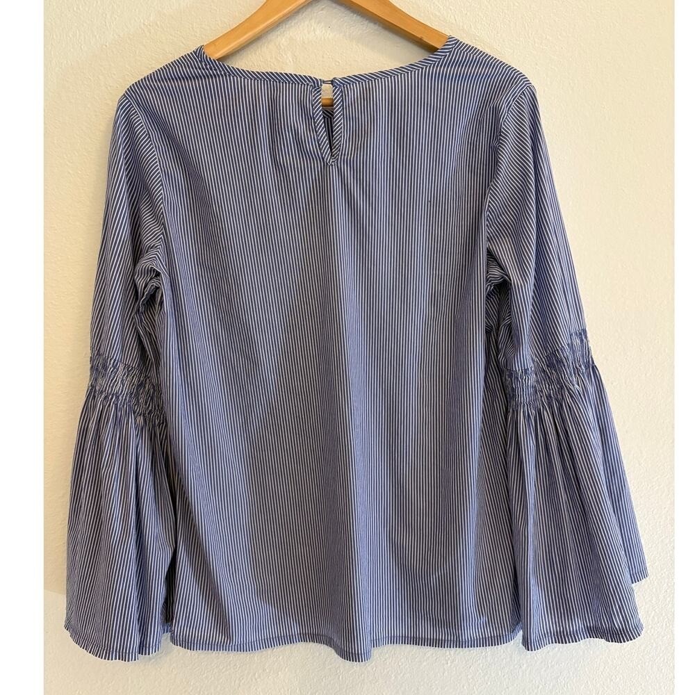 Solitaire Women’s Large Blouse Blue White Stripe Long Bell Sleeve Cotton Blend