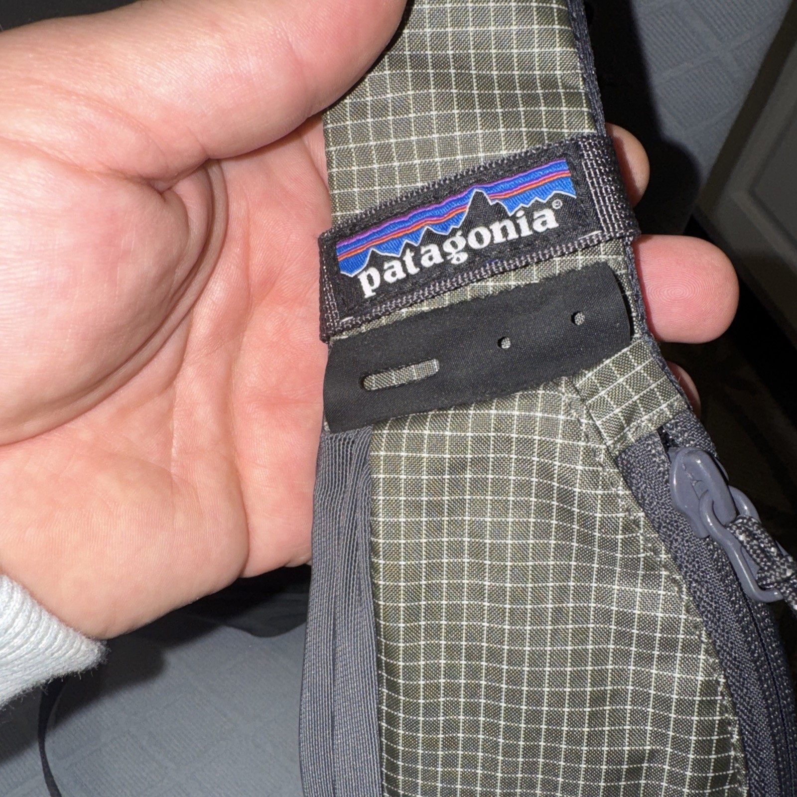 Patagonia Stealth Atom Sling 8L SP18 Discontinued Rare Fishing Bag Used