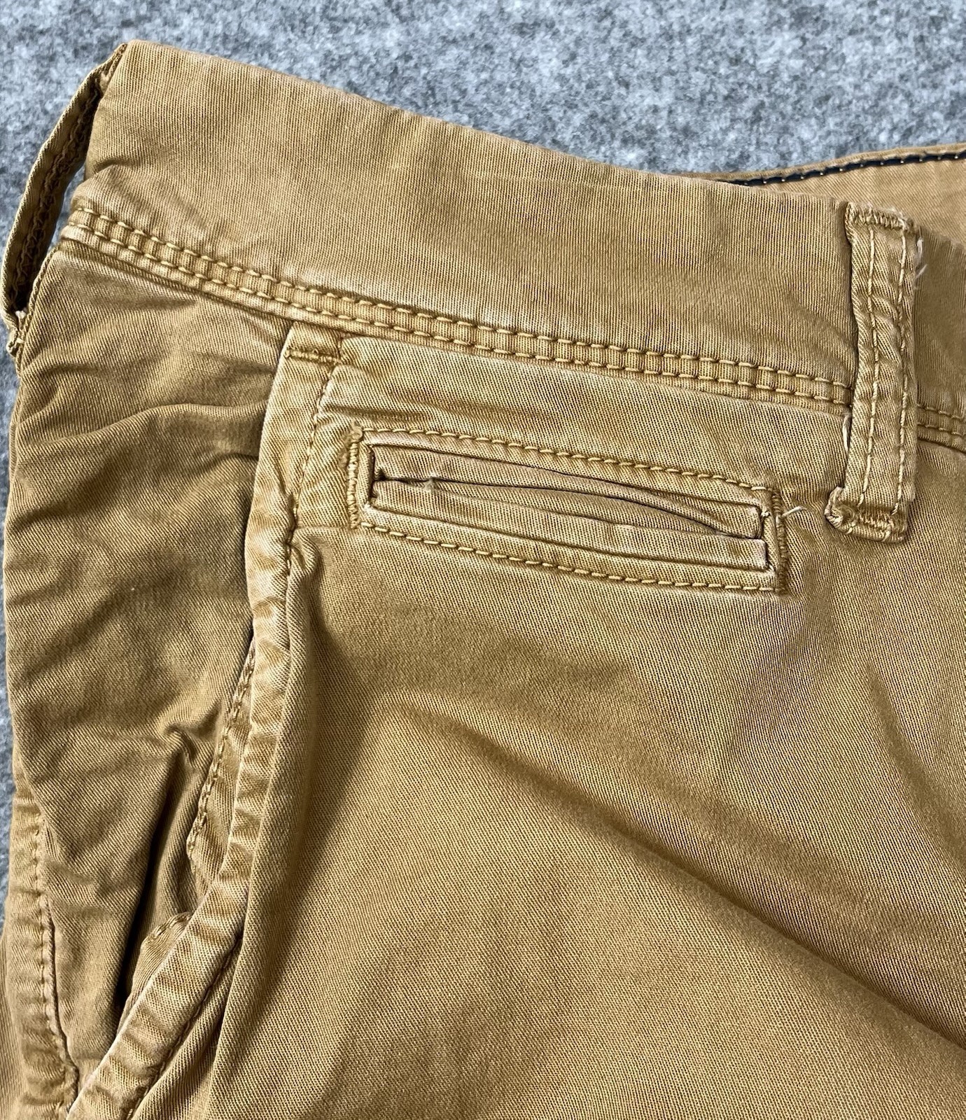 American Eagle Classic Next Level Flex Mens 34 Brown Stretch Chino Shorts