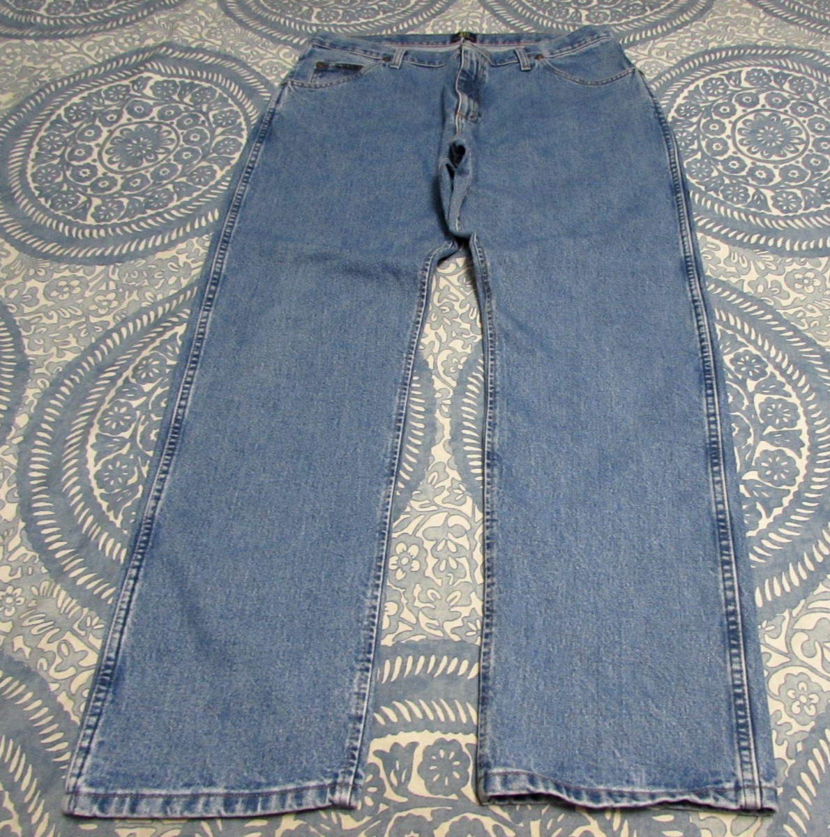 VTG Wrangler 47MWZ Jeans Men 37×31 Blue Denim Light Wash Cowboy Cut US Fabric