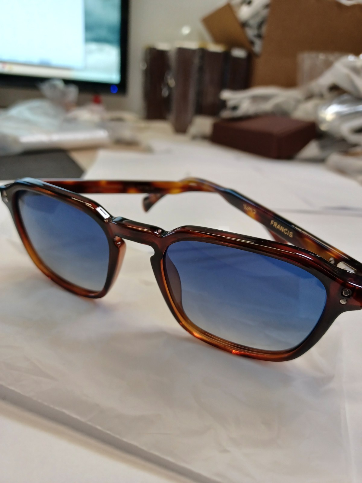 WMP Francis Brown Tortoise / Gradient Blue Lens 52-21-143 Sunglasses