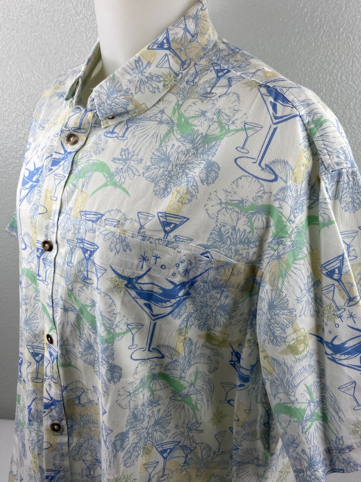 Columbia Men XXL Shirt Martini Marlin Print River Lodge Fishing Camp
