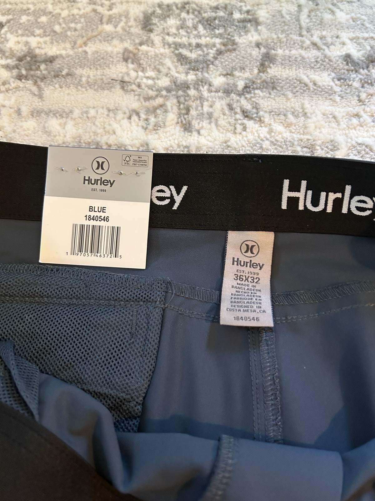 New With Tags Men’s Hurley Water Repellent Pants Size 36×32