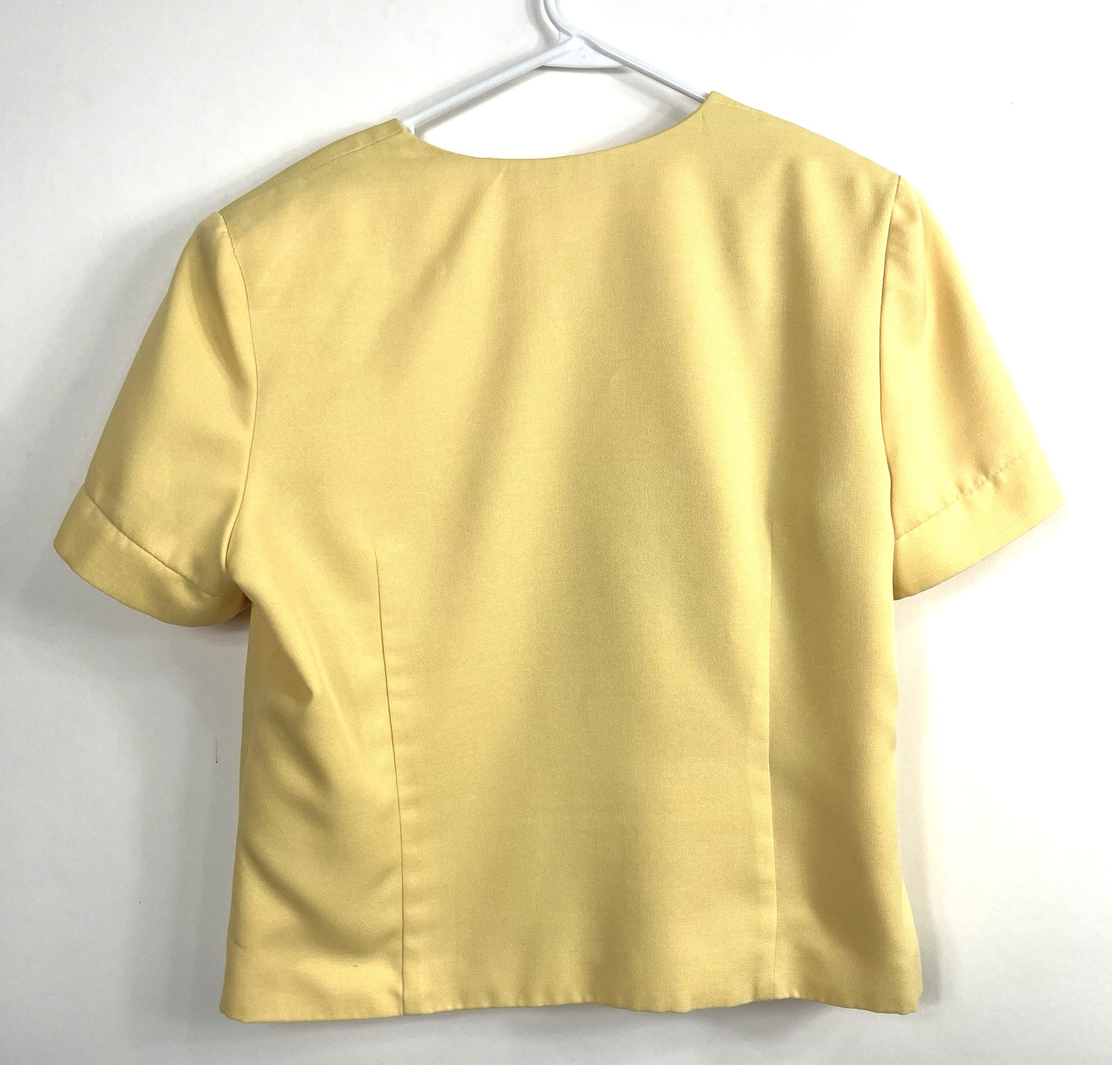 Studio 1 V-Neck Solid Yellow Black Button Accent Pocket Short Causal Sleeve 16
