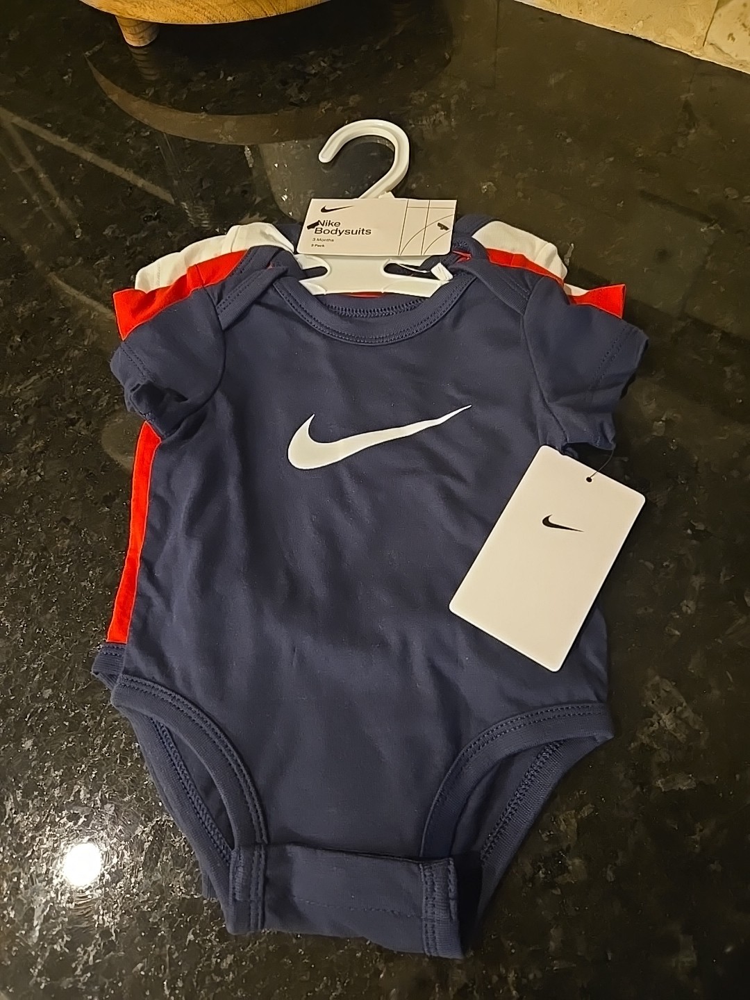 NIKE 9 Months On-sie – Set Of Three (3)