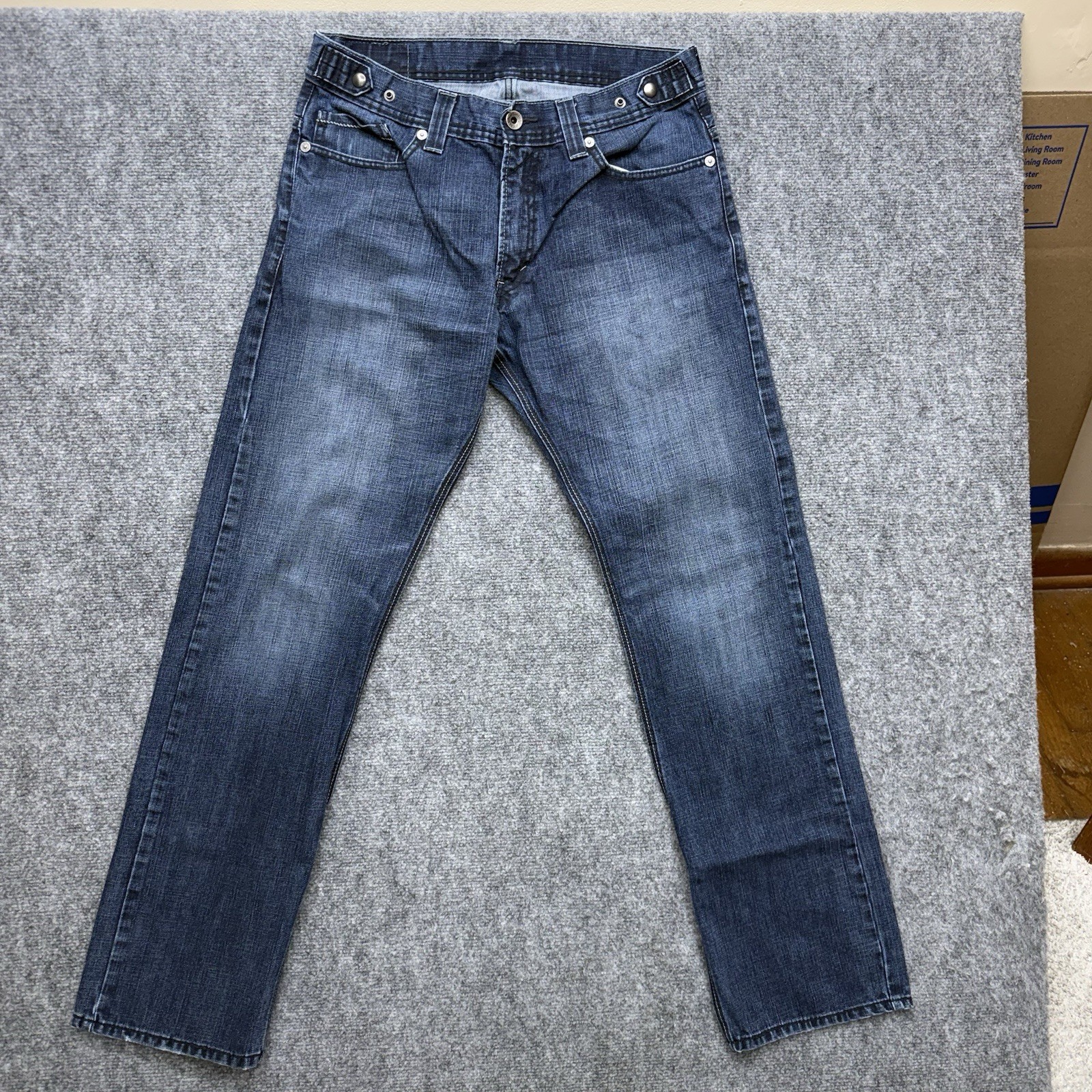 Levis 514 slim straight jeans zipper back pockets men’s size 34 34×34