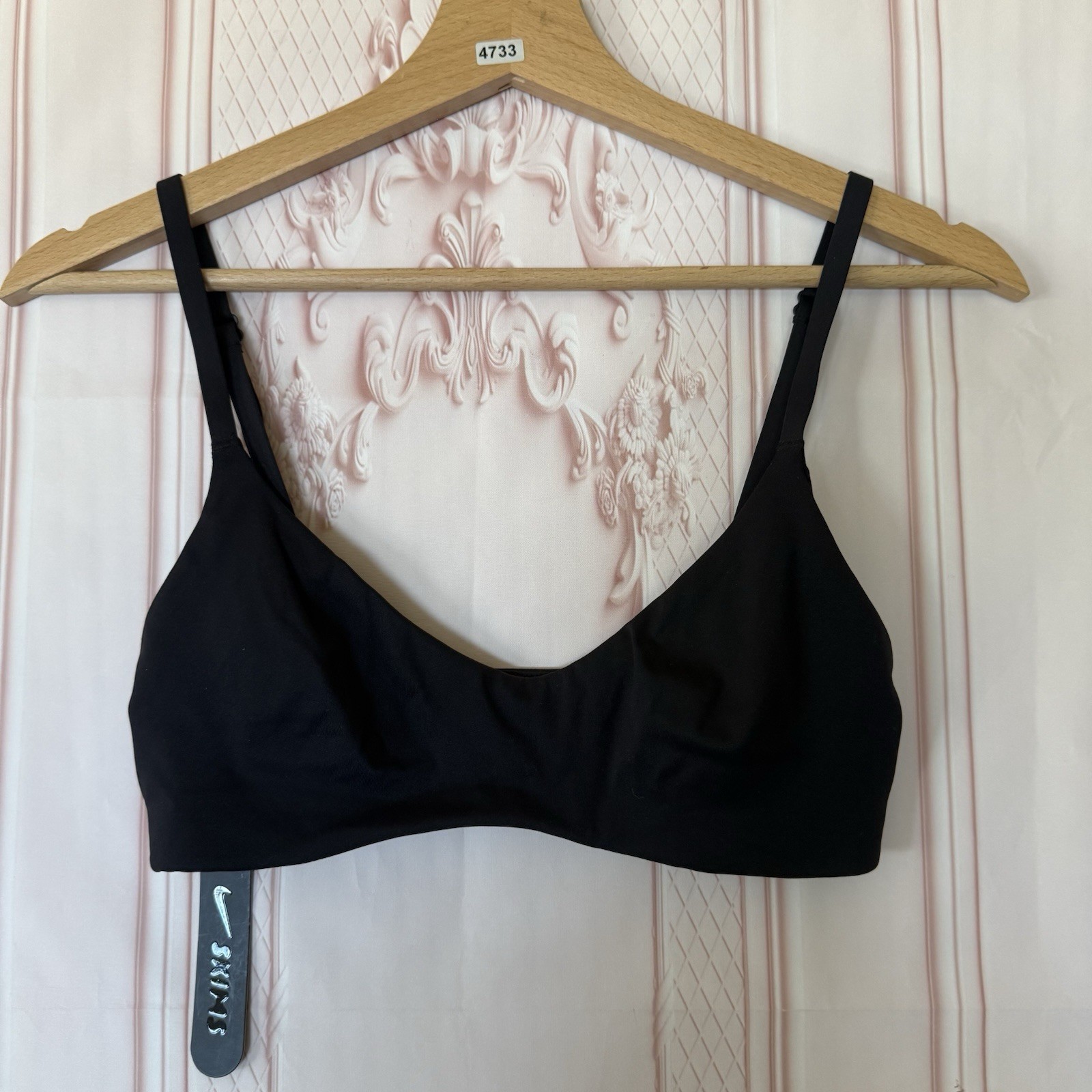 NikeSkims Skims Matte Micro Scoop Bra Obsidian Black Size Small NWT