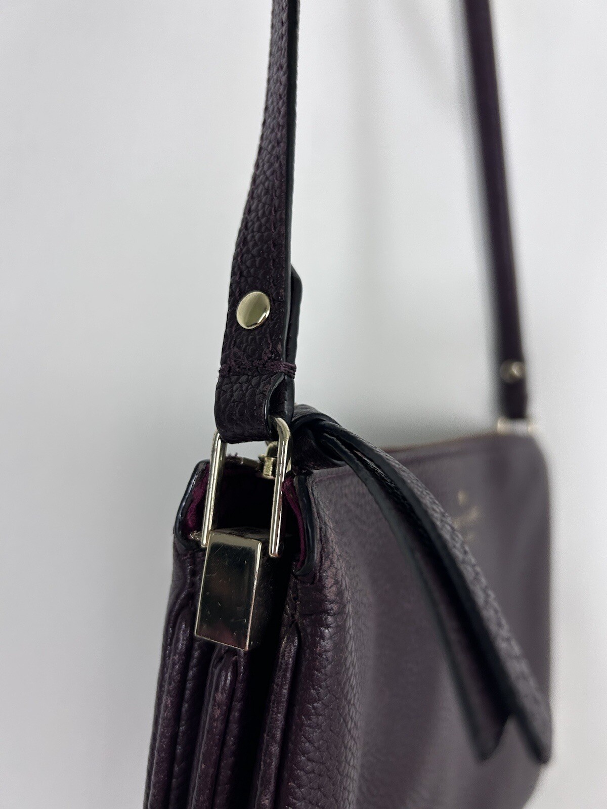 Kate Spade Burgundy Wine Small Crossbody Purse Handbag 10x7x3 Flaw Repair Needs