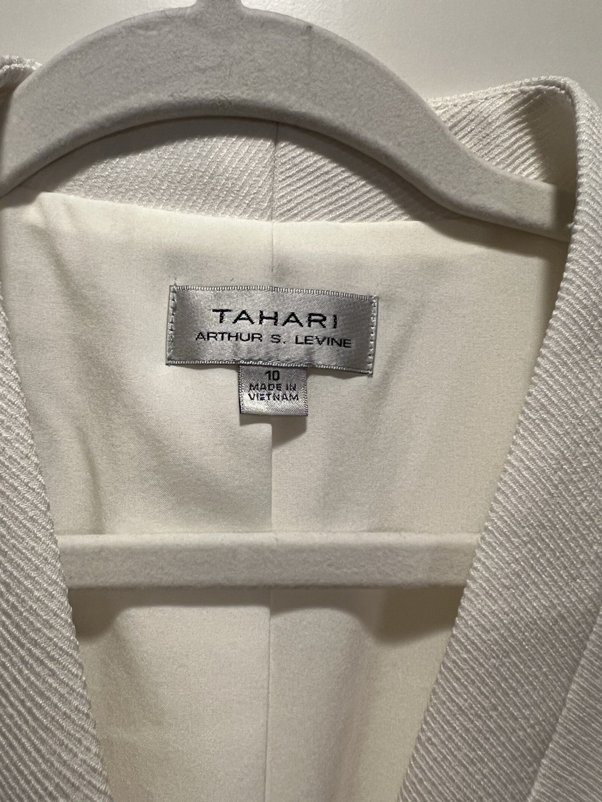 Tahari Arthur S. Levine Women’s Ivory Belted & Lined Blazer Jacket- Size 10
