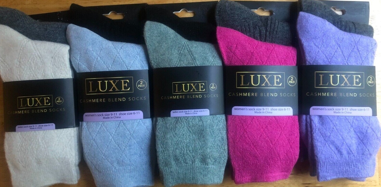 NEW WOMENS LUXE CASHMERE BLEND 2 PAIR CREW SOCKS SIZE 9-11 SHOE SIZE 6-11