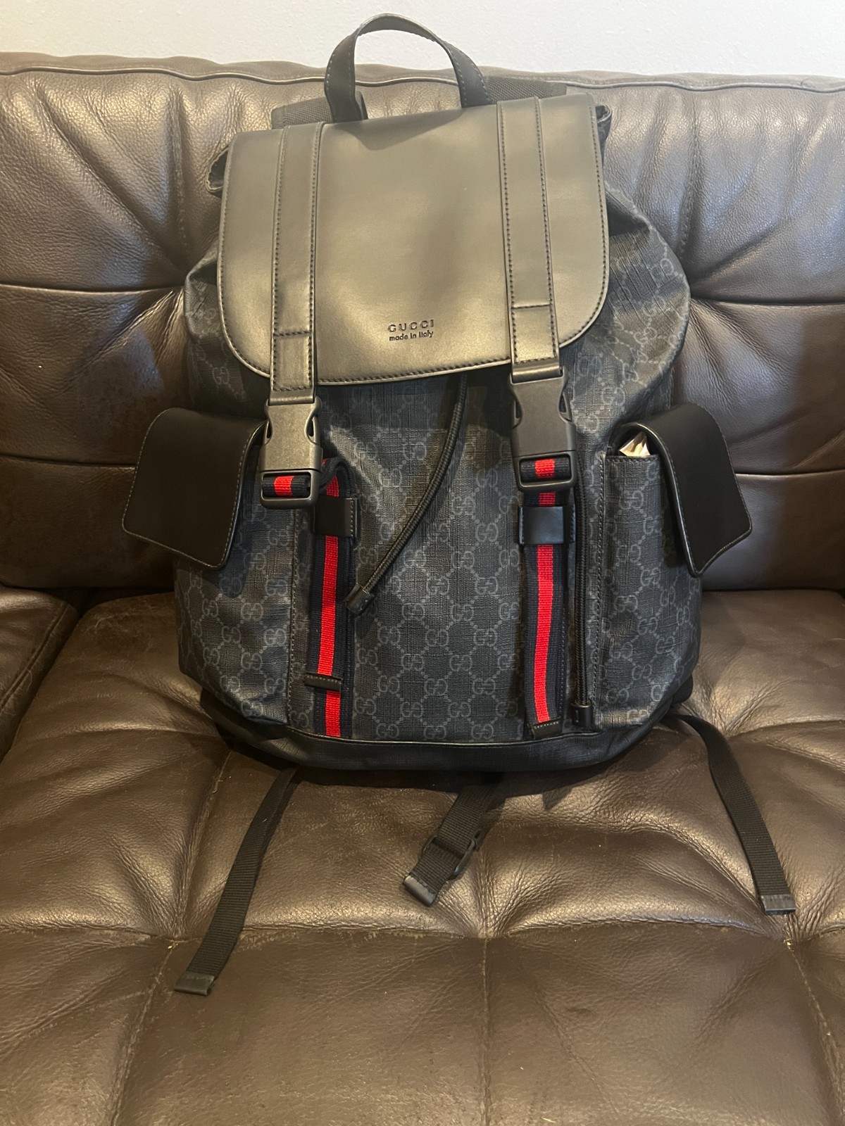 GUCCI GG Supreme Canvas Backpack Black