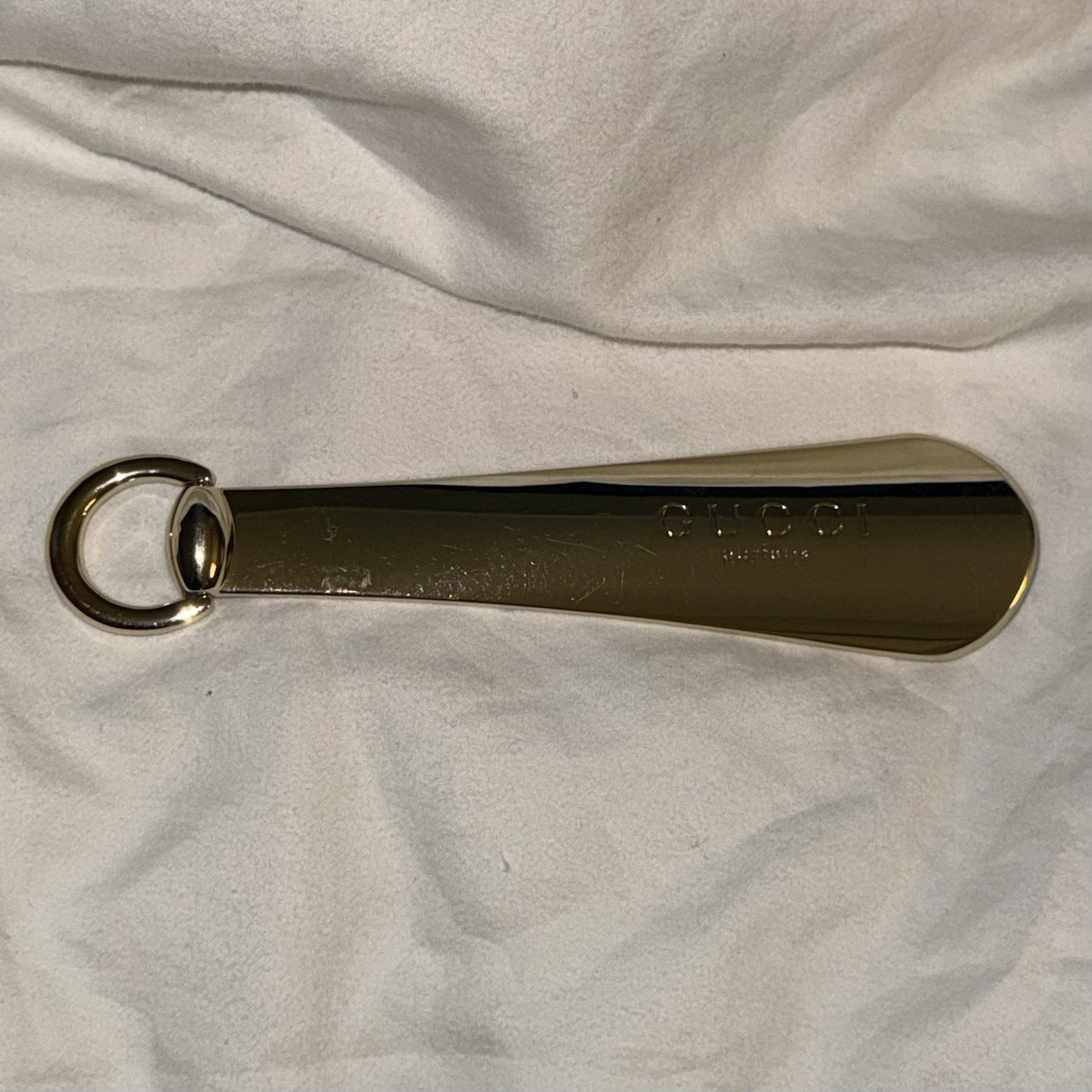Gucci Made to Measure Shoe Horn Pre Owned In Original Box Gold Parfums 6 Inches