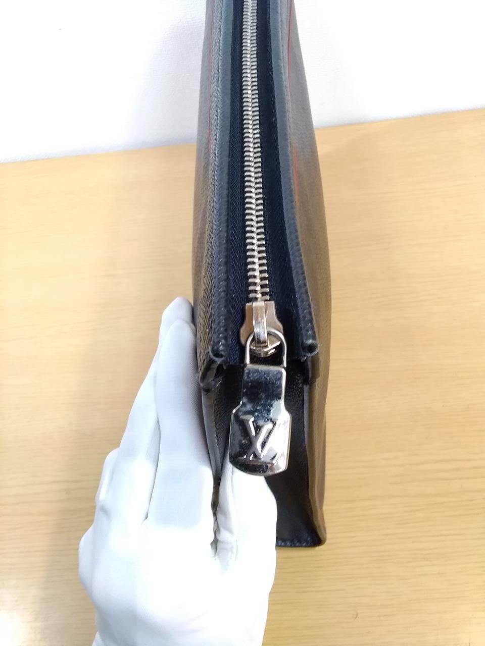 Louis Vuitton Pochette Viwayage MM 10.6 inch