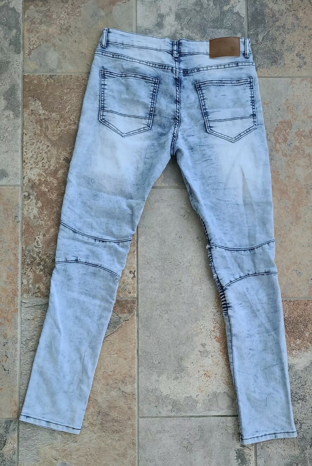 Waimea Skinny Fit Denim Jeans Men Tag Size 32×32 Actual Size 32×31 Distressed