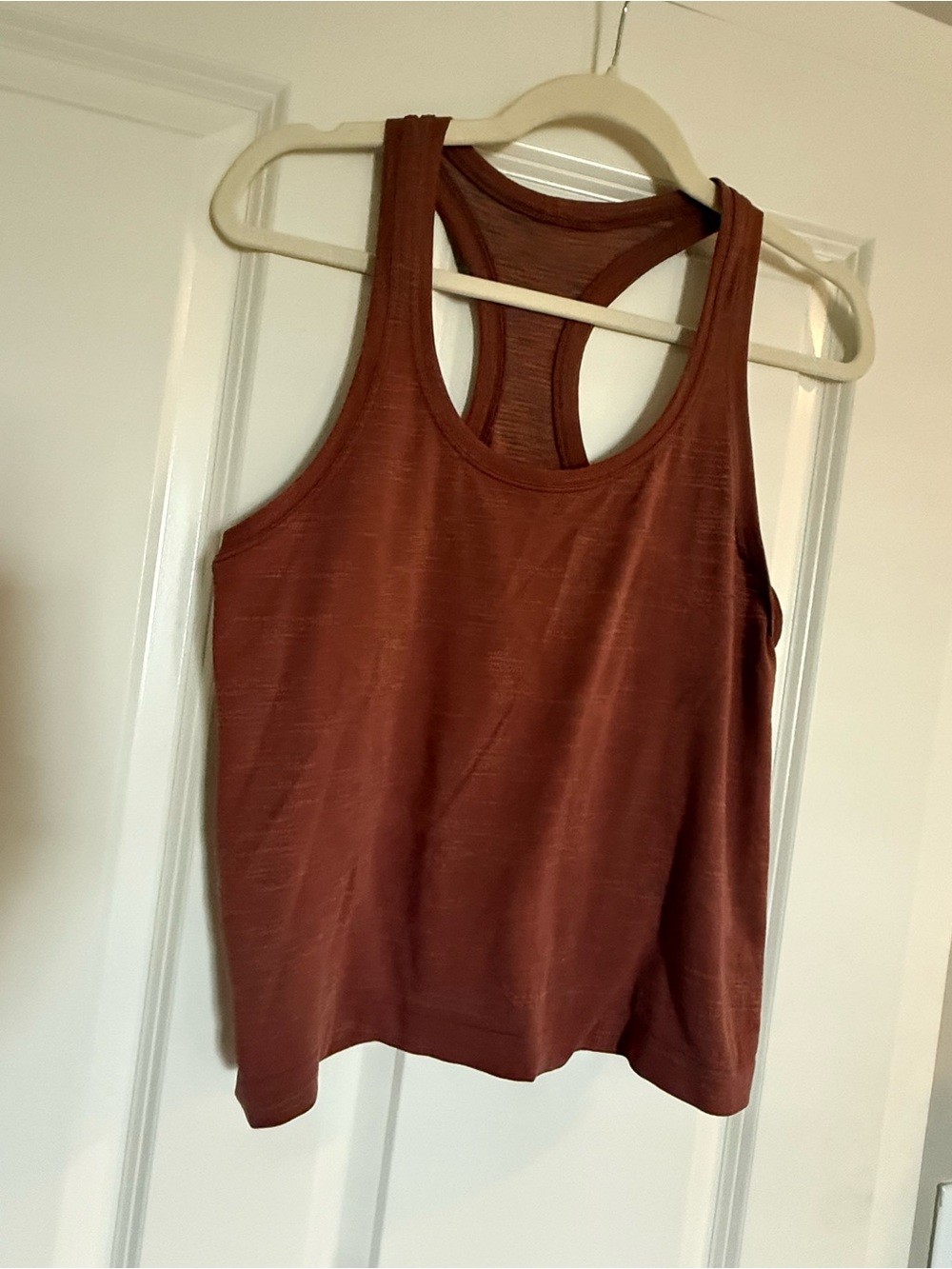 Lululemon Swiftly Tech Racerback Tank Top 2.0 Size 8 Rust Seamless Running