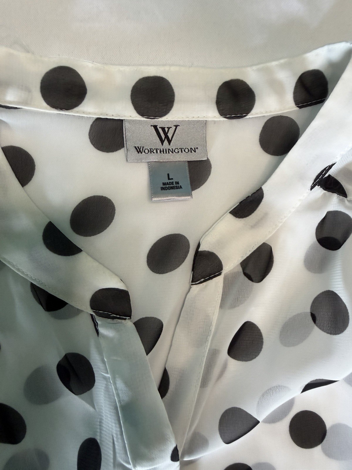 Worthington Women’s White Blouse Black Polka Dots Size Large