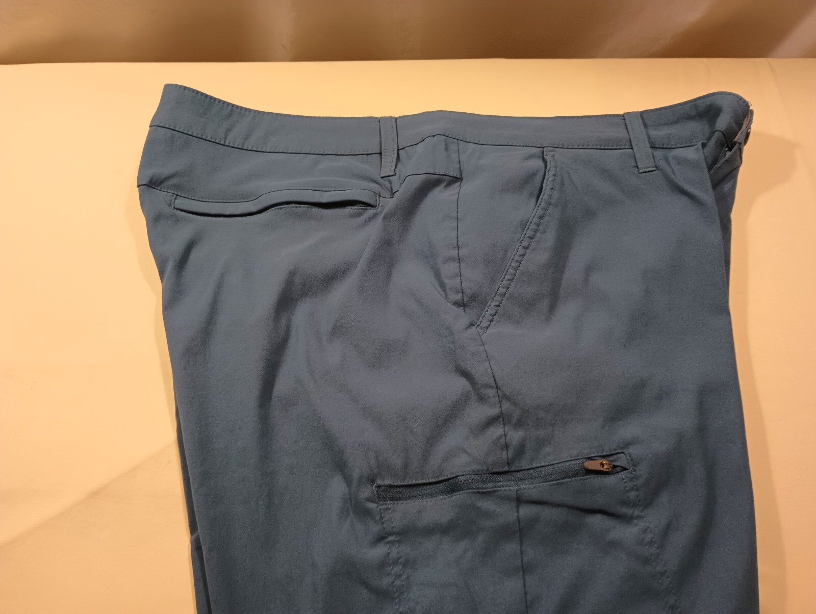 Weatherproof Vintage Regular Fit Hiking Shorts 40×10 Blue 95%Nylon/5%Spandex