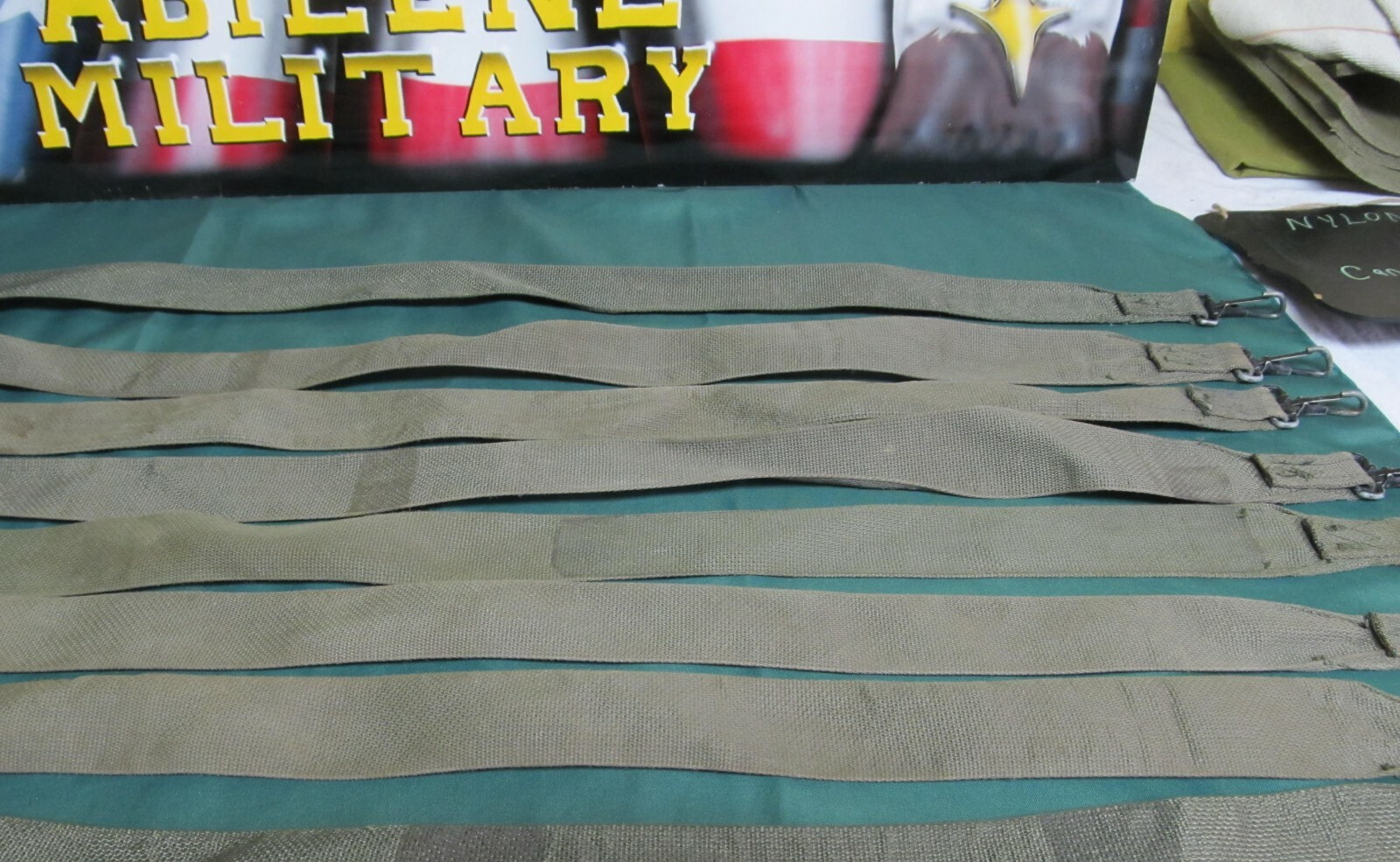 US MILITARY GENERAL PURPOSE UTILITY STRAP 2 HOOK 2 QT CANTEEN