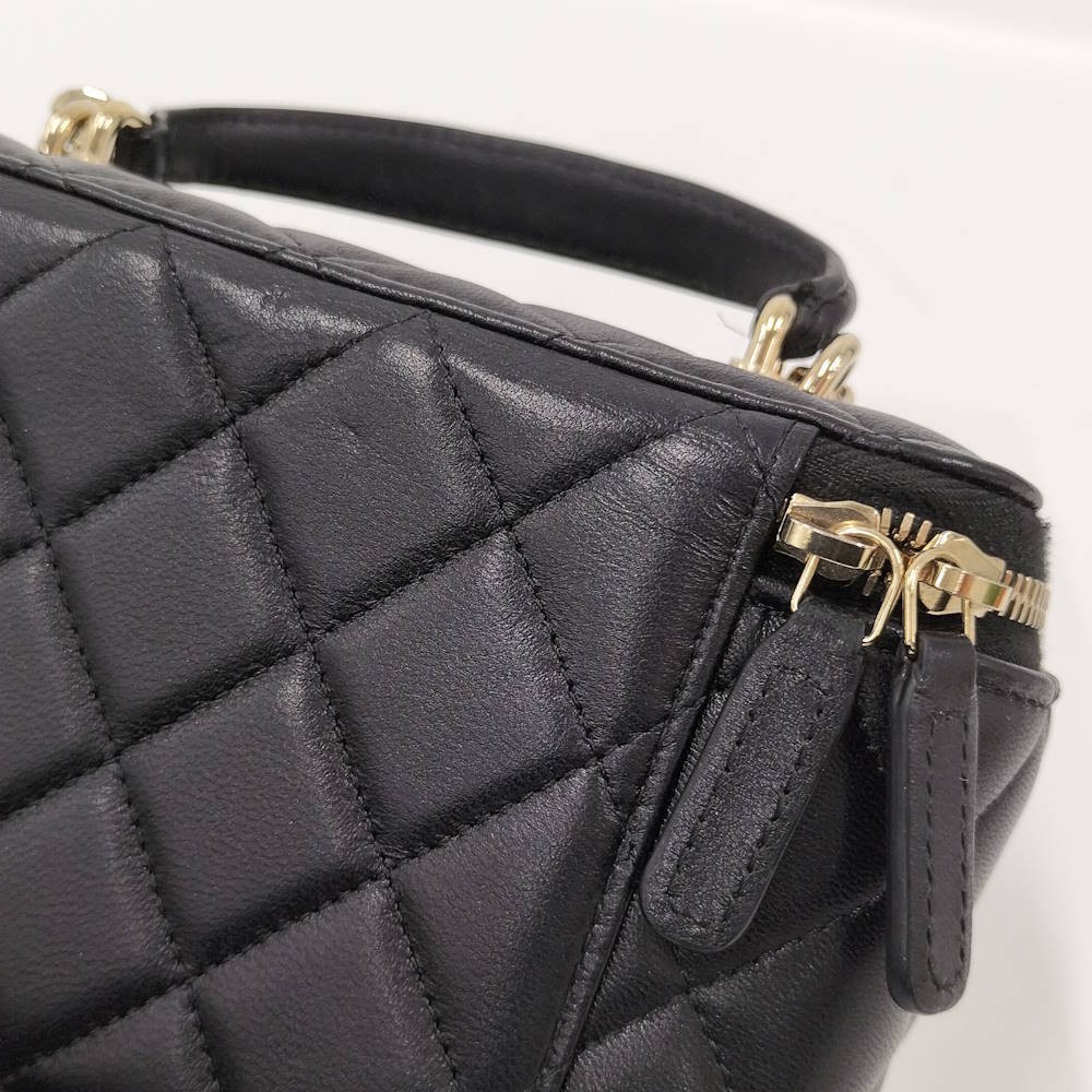 CHANEL Matelasse Vanity Chain Shoulder Bag Lamb AP2199 753033
